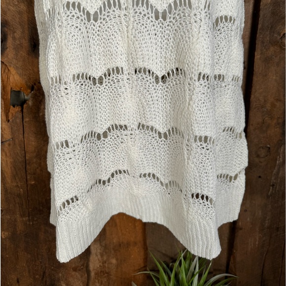 Runcati Off White Crochet Cover Up - Size Medium - Picture 7 of 8